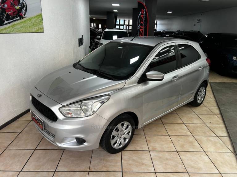 FORD - KA - 2015/2015 - Prata - R$ 41.900,00
