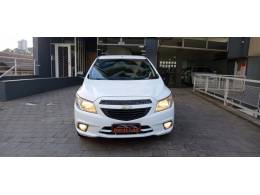 CHEVROLET - ONIX - 2018/2018 - Branca - R$ 51.800,00