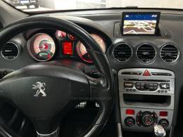 PEUGEOT - 308 - 2013/2014 - Vermelha - R$ 43.900,00